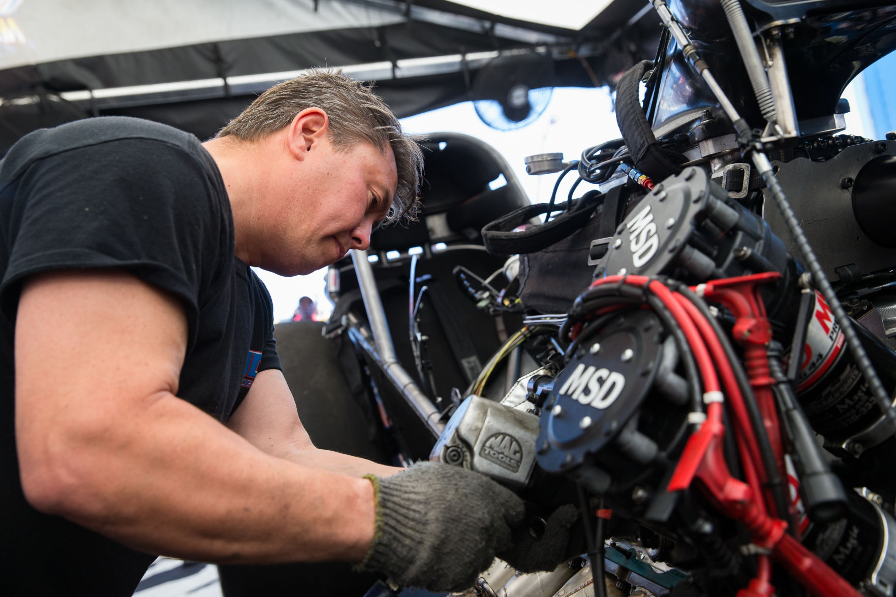 Saturday action at the NGK Spark Plugs NHRA 4-Wide Nationals.